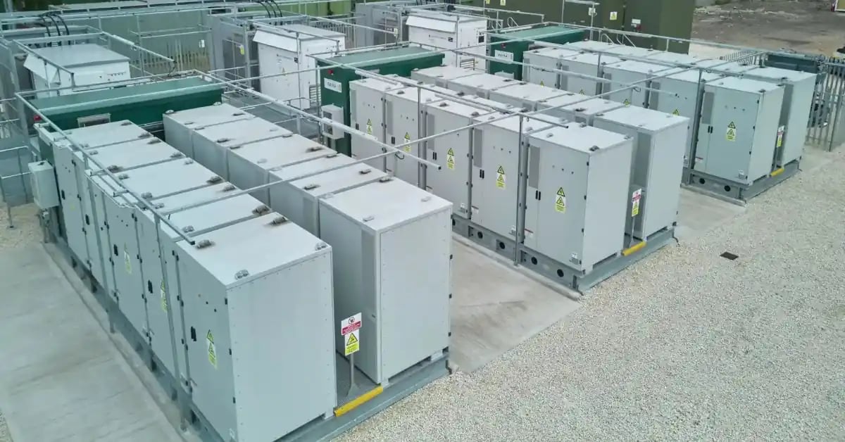 Edina-BESS-Installation-1200x628