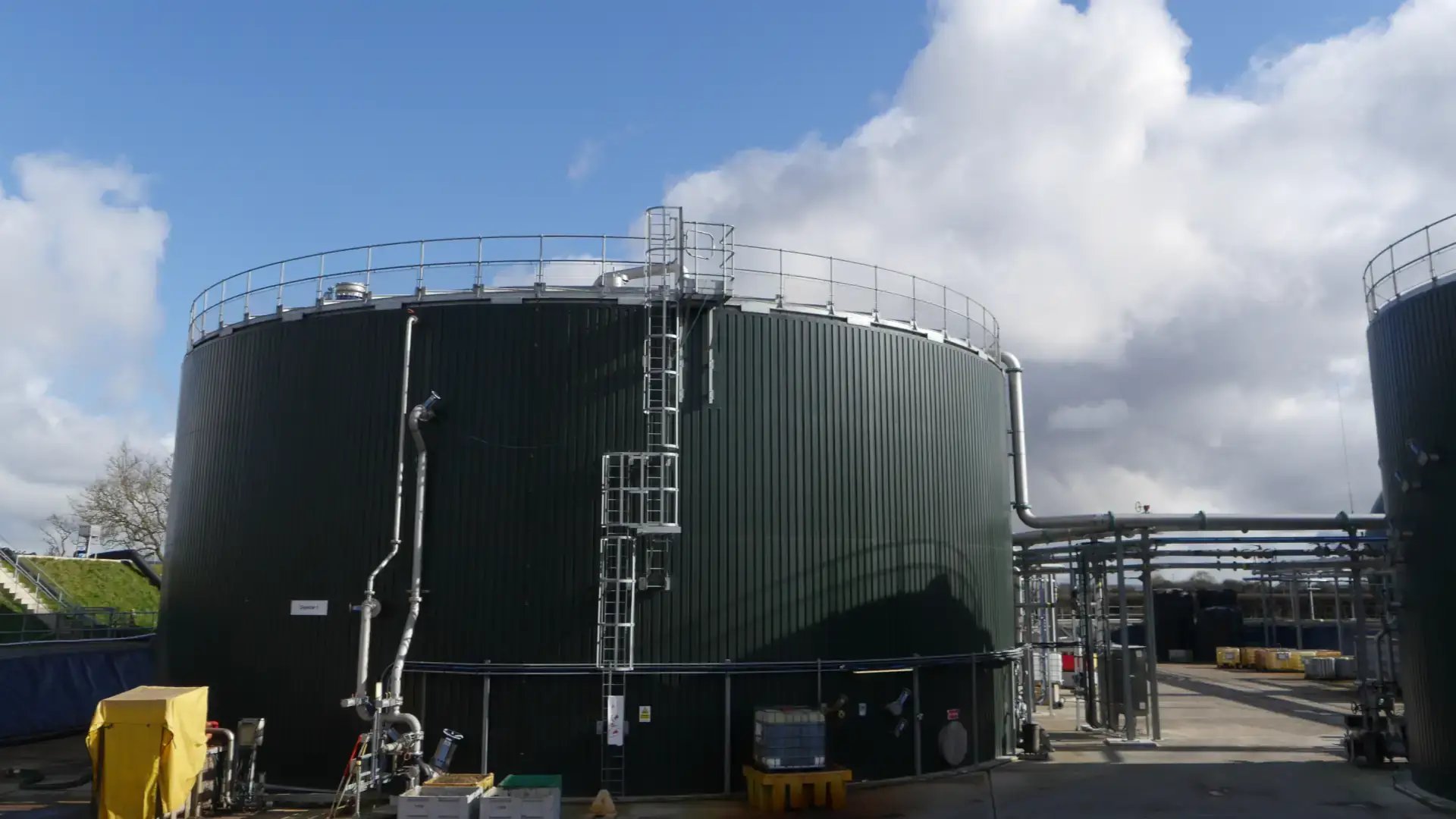 Holme-Bioenergy-AD-tanks