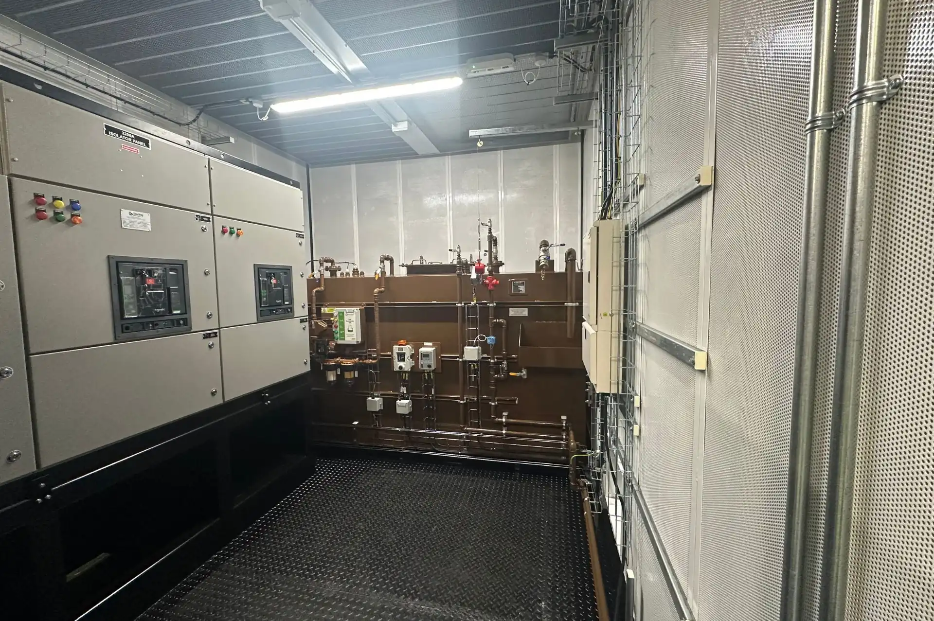 Diesel Genset Enclosure Controls 1920x1277
